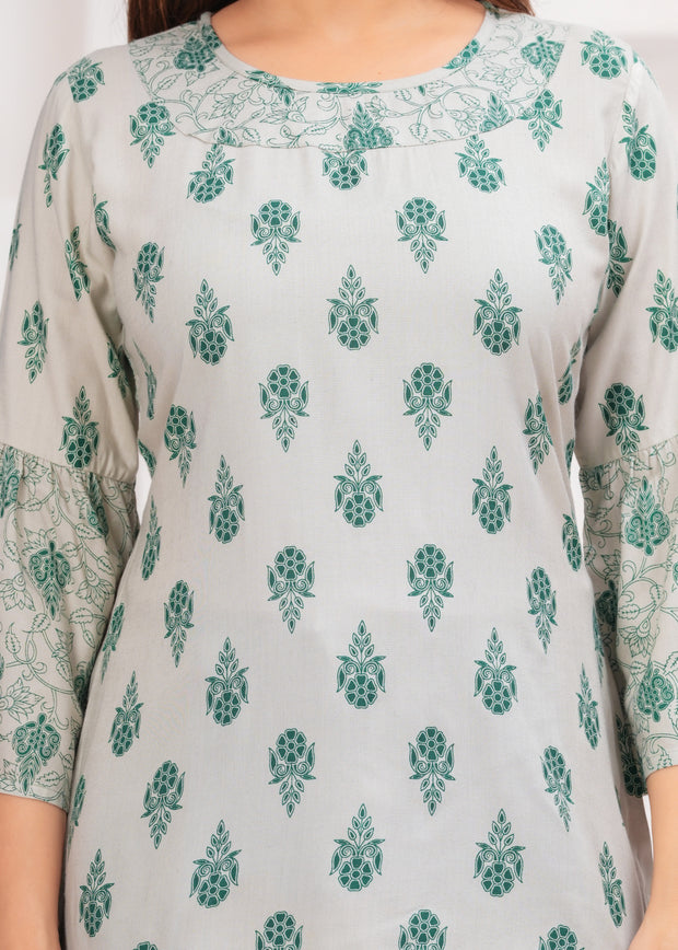 Vikanshi Urbane Retro Women Chiku Tops & Tunics (230403)